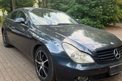 Mercedes-Benz CLS 500 322.244 km 2.990 &euro; Duisburg 47179