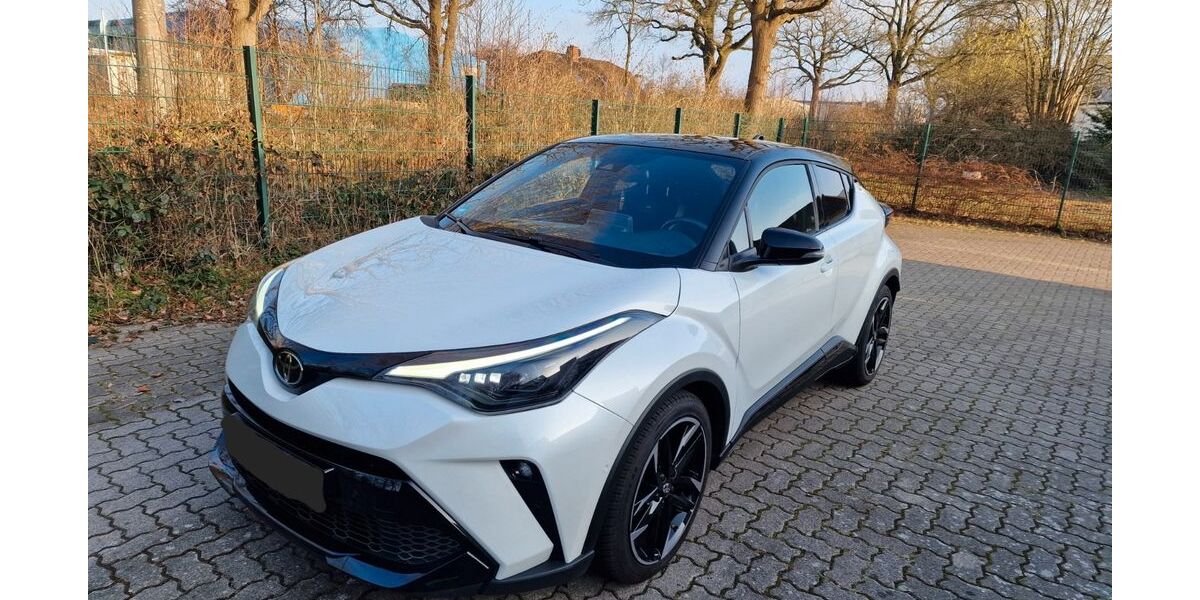 Toyota C-HR 88.000 km 22.999 &euro; Duisburg 47059