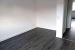 Etagenwohnung Oberhausen Osterfeld-West - 2 Zimmer, 70 m&sup2;, 598&euro; | Angebot:26261524