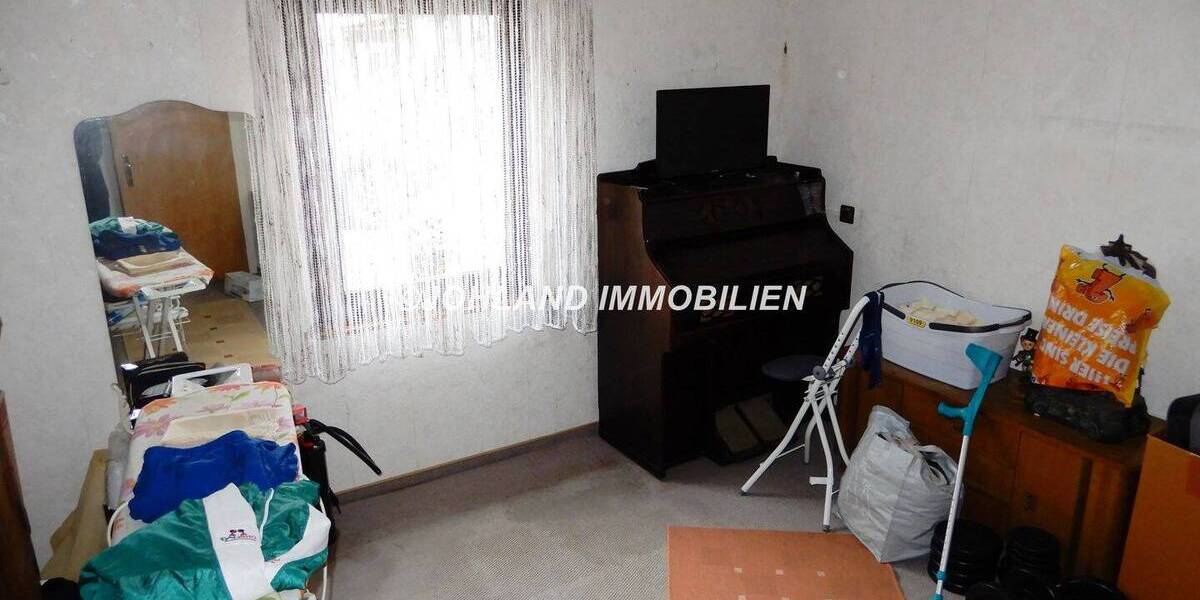 Mehrfamilienhaus, Wohnhaus Oberhausen Stadtmitte - 6 Zimmer, 128 m&sup2;, 339.000&euro; | Angebot:25697531