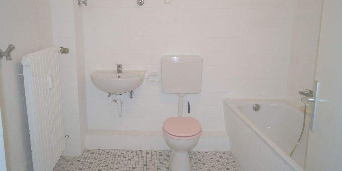 Etagenwohnung Gelsenkirchen Ückendorf - 2 Zimmer, 62 m&sup2;, 350&euro; | Angebot:25679213