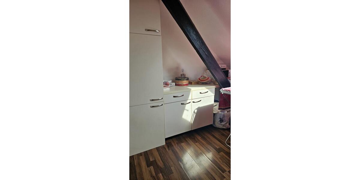 Etagenwohnung Krefeld Dießem - 5 Zimmer, 60 m&sup2;, 360&euro; | Angebot:26034995