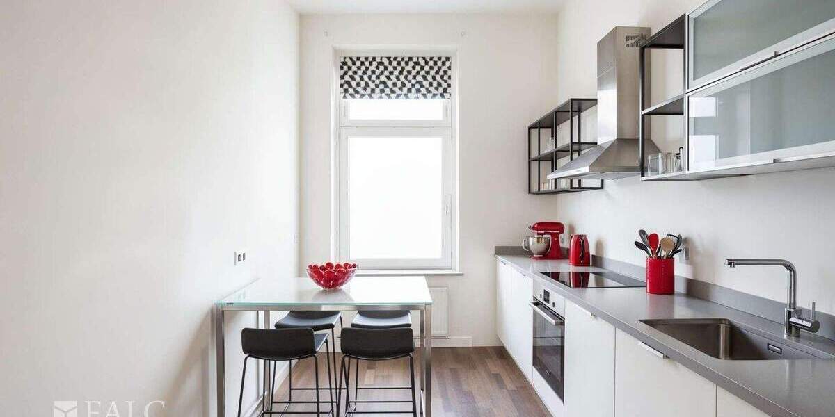 Etagenwohnung Krefeld Stadtmitte - 3 Zimmer, 86 m&sup2;, 825&euro; | Angebot:26247087