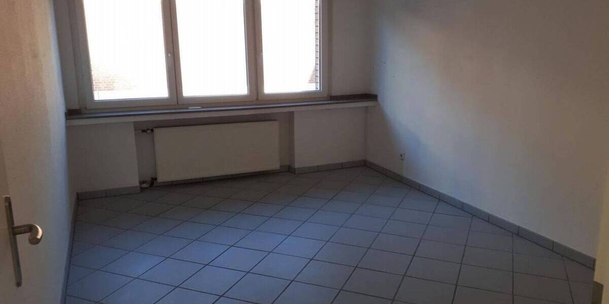 Etagenwohnung Krefeld Cracau - 2 Zimmer, 56 m&sup2;, 470&euro; | Angebot:25695075