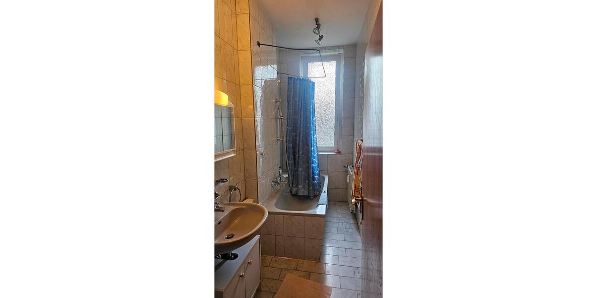 Etagenwohnung Oberhausen Alt-Oberhausen - 3 Zimmer, 110 m&sup2;, 1.500&euro; | Angebot:26042758
