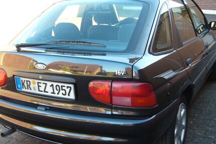 Ford Escort 117.750 km 2.800 &euro; Krefeld 47807