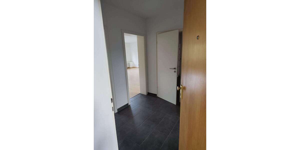 Etagenwohnung Essen Frohnhausen - 3 Zimmer, 84 m&sup2;, 750&euro; | Angebot:26151792