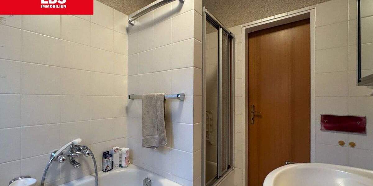 Etagenwohnung Essen Haarzopf - 3 Zimmer, 102 m&sup2;, 349.000&euro; | Angebot:25737038