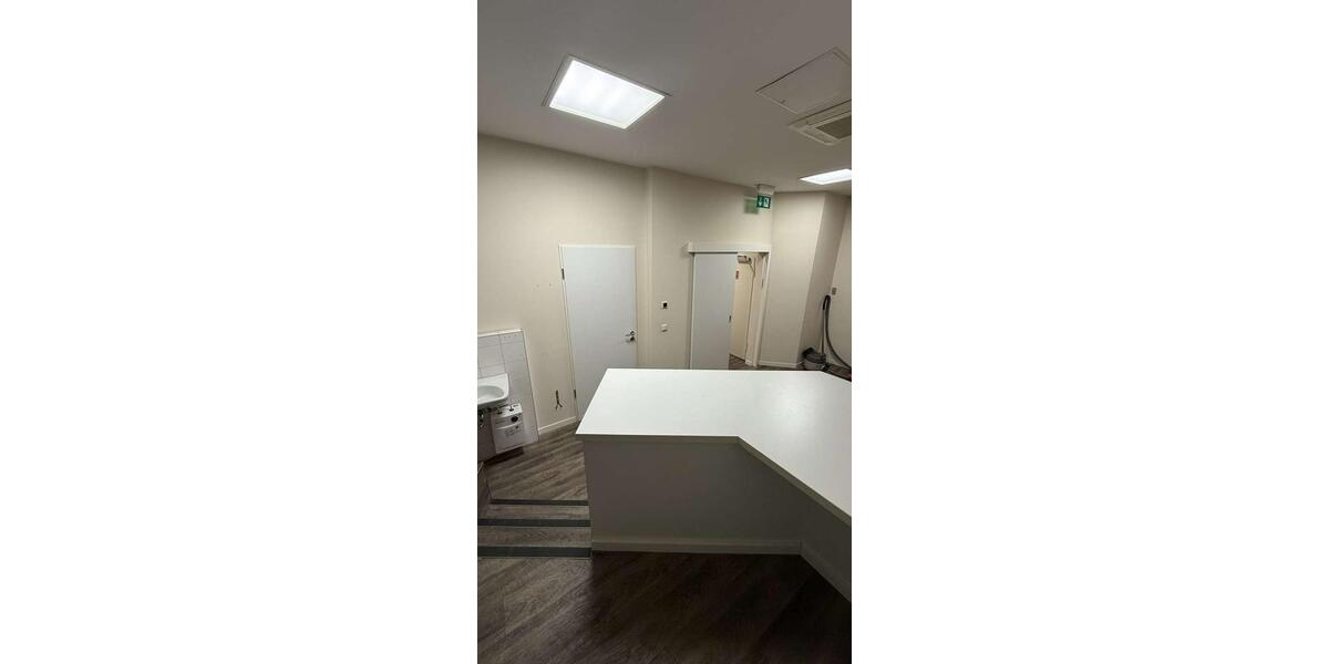 Gewerbeobjekt Krefeld - 2.000&euro; | Angebot:25152337