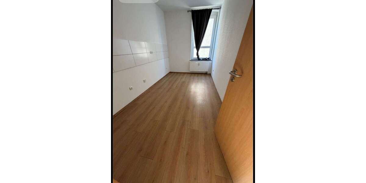 Etagenwohnung Gelsenkirchen Ückendorf - 4 Zimmer, 72 m&sup2;, 575&euro; | Angebot:26365548