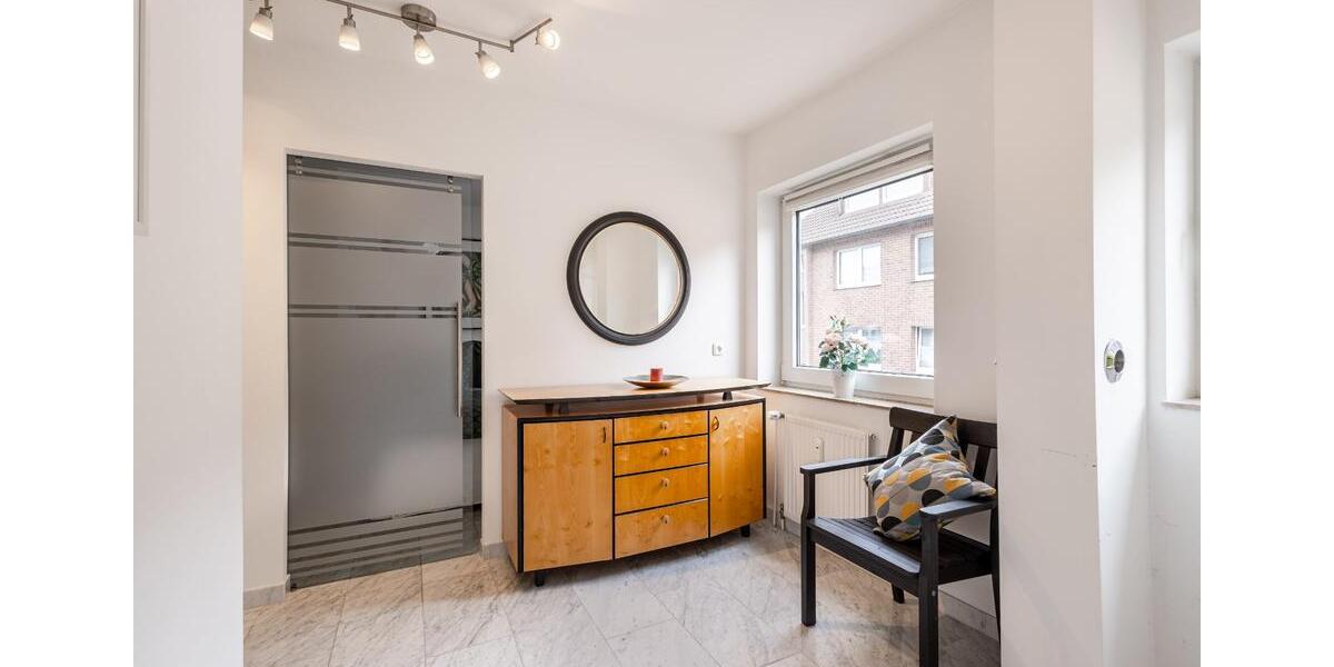 Etagenwohnung Essen Südviertel - 2 Zimmer, 60 m&sup2;, 1.790&euro; | Angebot:25030633