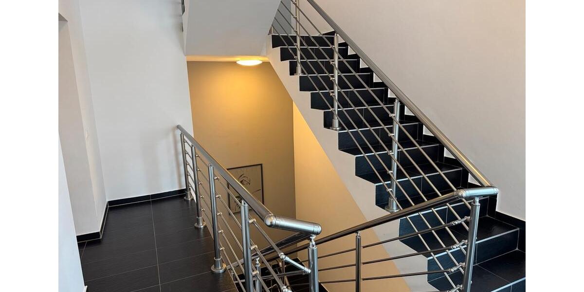 Etagenwohnung Krefeld Cracau - 3 Zimmer, 97 m&sup2;, 430.000&euro; | Angebot:26095166