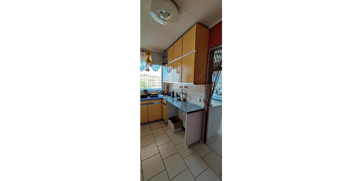 Etagenwohnung Duisburg Essenberg - 3 Zimmer, 109 m&sup2;, 180.000&euro; | Angebot:26323375