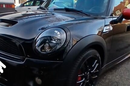 Mini John Cooper Works 141.000 km 8.900 &euro; Duisburg 47249