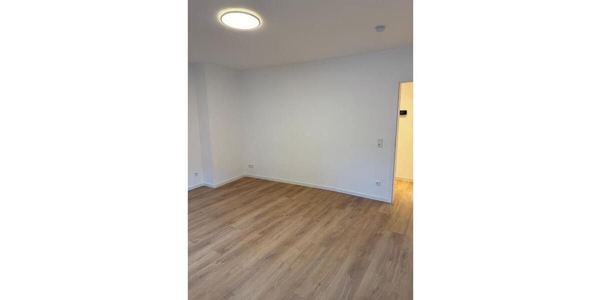 Erdgeschoßwohnung Duisburg Duisburg-Mitte - 3.5 Zimmer, 66 m&sup2;, 1.200&euro; | Angebot:25974614