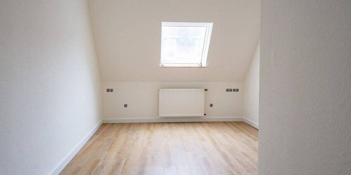 Etagenwohnung Krefeld / Uerdingen Uerdingen - 4 Zimmer, 69 m&sup2;, 670&euro; | Angebot:26190146