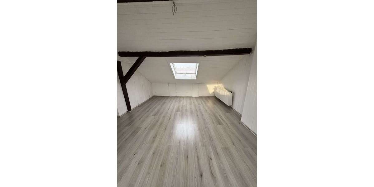 Etagenwohnung Duisburg Ruhrort - 1 Zimmer, 24 m&sup2;, 200&euro; | Angebot:26802782