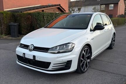 VW Golf 177.500 km 15.200 &euro; Essen 45355