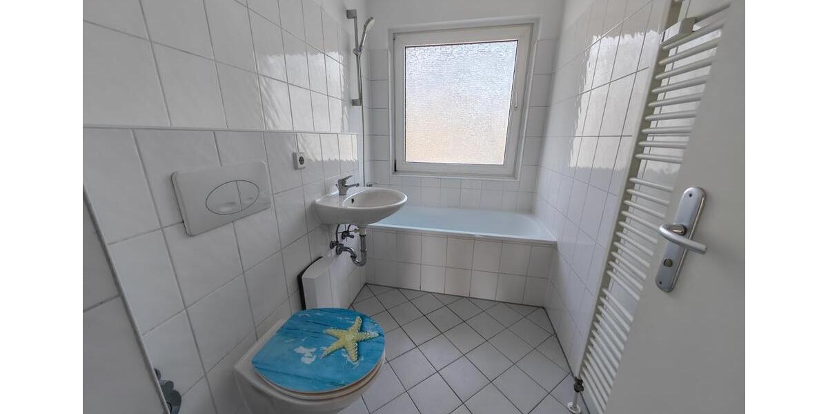 Etagenwohnung Duisburg Huckingen - 2 Zimmer, 70 m&sup2;, 649&euro; | Angebot:25402960