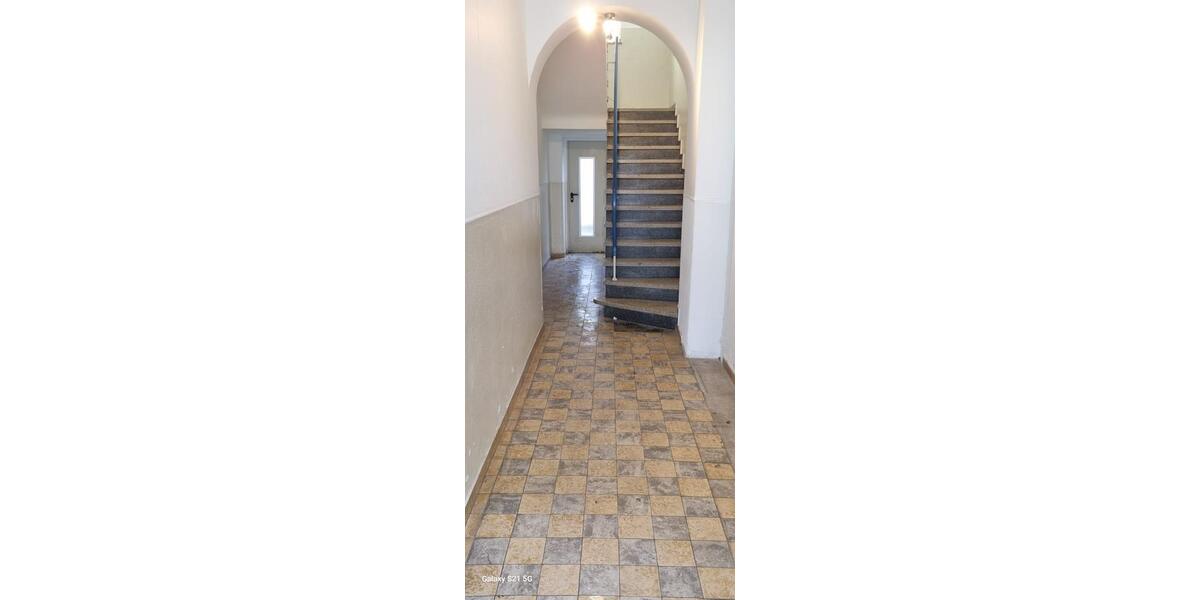 Etagenwohnung Krefeld - 2 Zimmer, 51 m&sup2;, 420&euro; | Angebot:25869922
