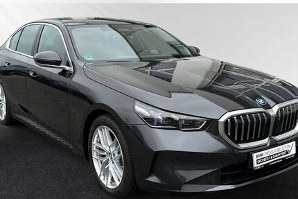 BMW 530 17.146 km 49.490 &euro; Geldern 47608