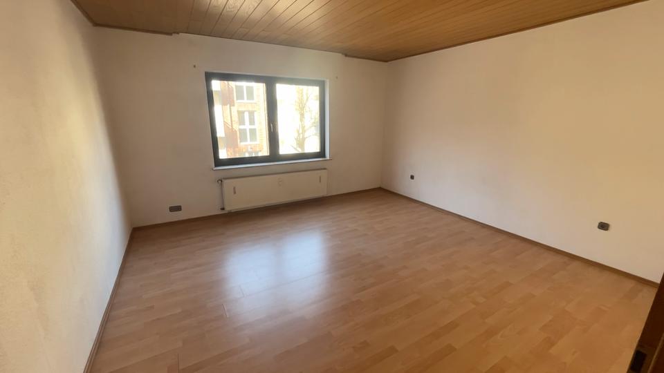 Etagenwohnung Krefeld Dießem - 2 Zimmer, 65 m&sup2;, 800&euro; | Angebot:26275588