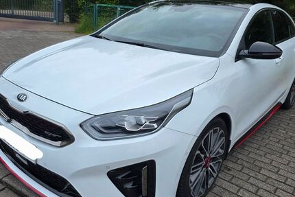 Kia pro ceed / ProCeed 52.000 km 21.900 &euro; Duisburg 47279