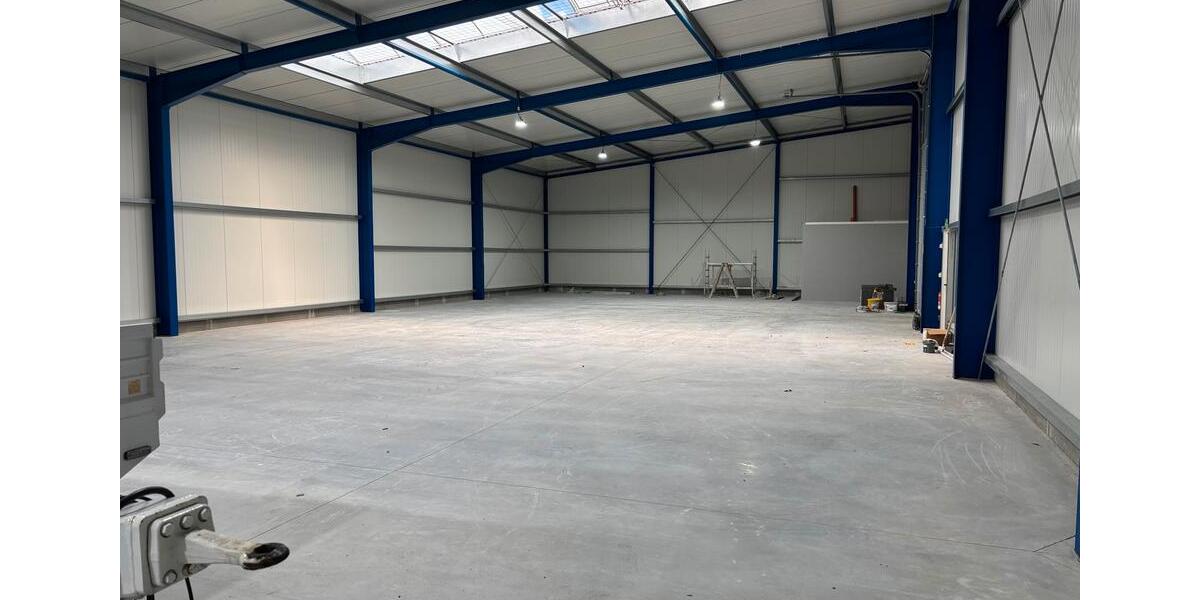 Gewerbeobjekt Moers Rheinkamp - 8&euro; | Angebot:25758649