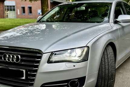 Audi A8 229.000 km 12.900 &euro; duisburg 47179