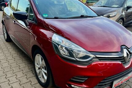 Renault Clio 95.480 km 7.300 &euro; Moers 47445