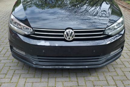VW Touran 255.000 km 10.200 &euro; Duisburg 47178