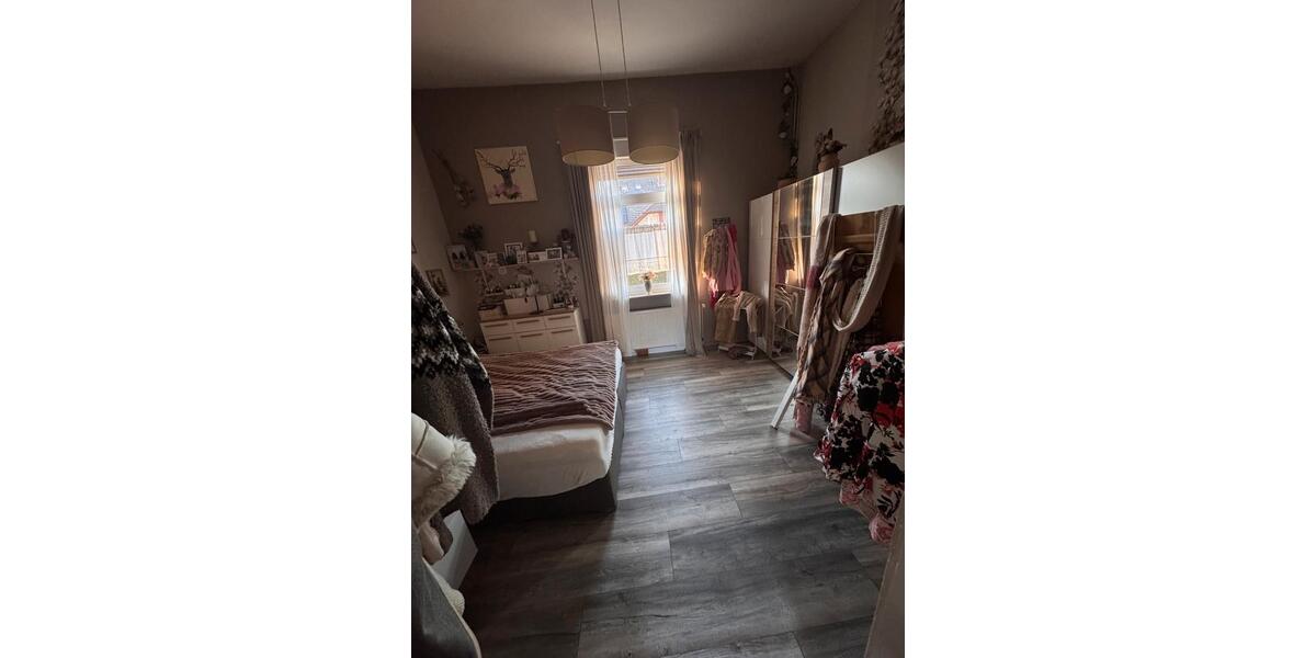 Etagenwohnung Gladbeck Alt-Rentfort - 5.5 Zimmer, 131 m&sup2;, 239.000&euro; | Angebot:25901027