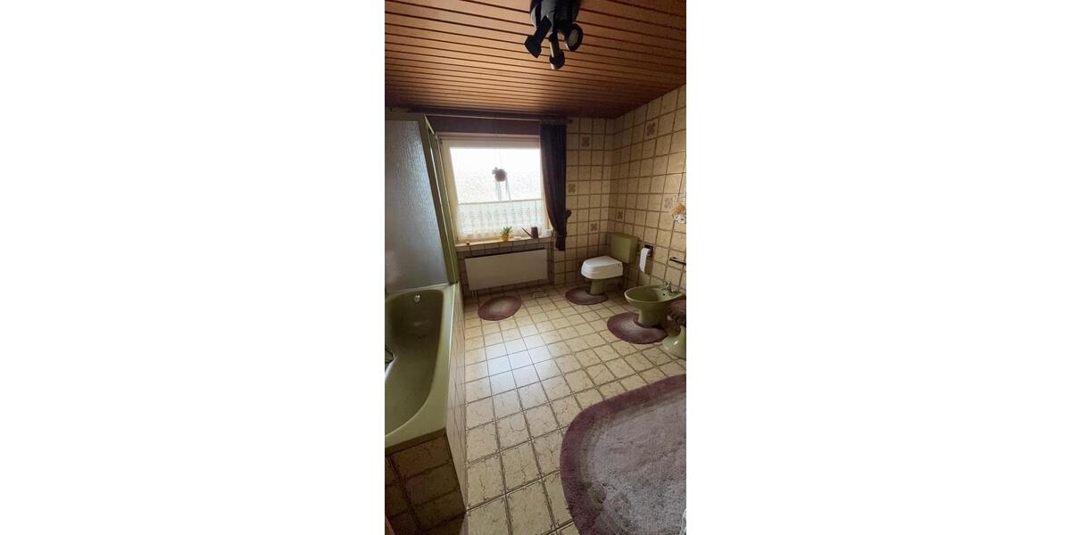 Einfamilienhaus Dinslaken - 7 Zimmer, 126 m&sup2;, 339.000&euro; | Angebot:26649660
