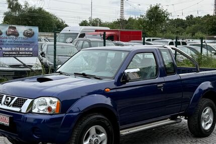 Nissan Navara 155.411 km 9.500 &euro; Bottrop 46238