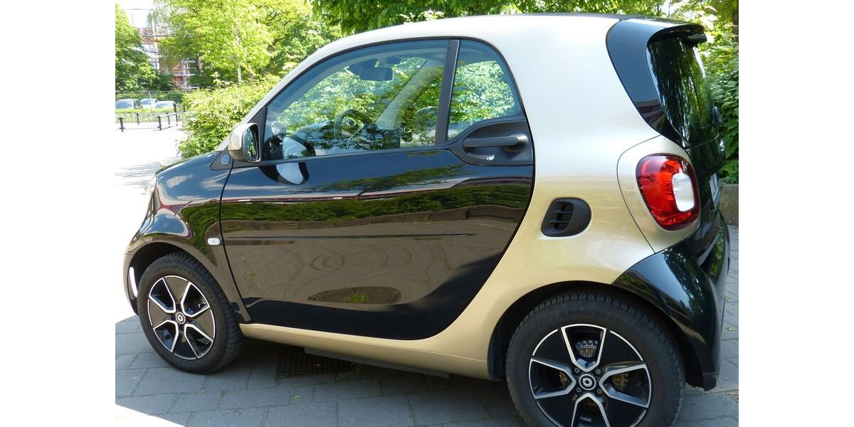 Smart ForTwo 32.000 km 9.950 &euro; Dinslaken 46539