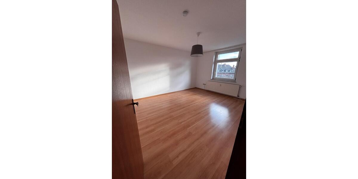 Etagenwohnung Duisburg Hamborn - 2 Zimmer, 62 m&sup2;, 400&euro; | Angebot:25258843