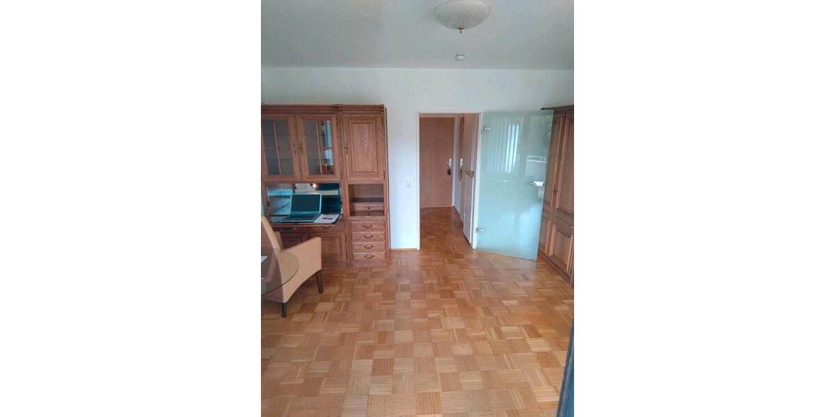 Etagenwohnung Krefeld Bockum - 1 Zimmer, 30 m&sup2;, 345&euro; | Angebot:26236984