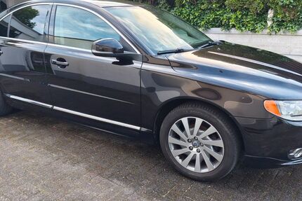 Volvo S80 218.000 km 7.695 &euro; Bottrop 46240