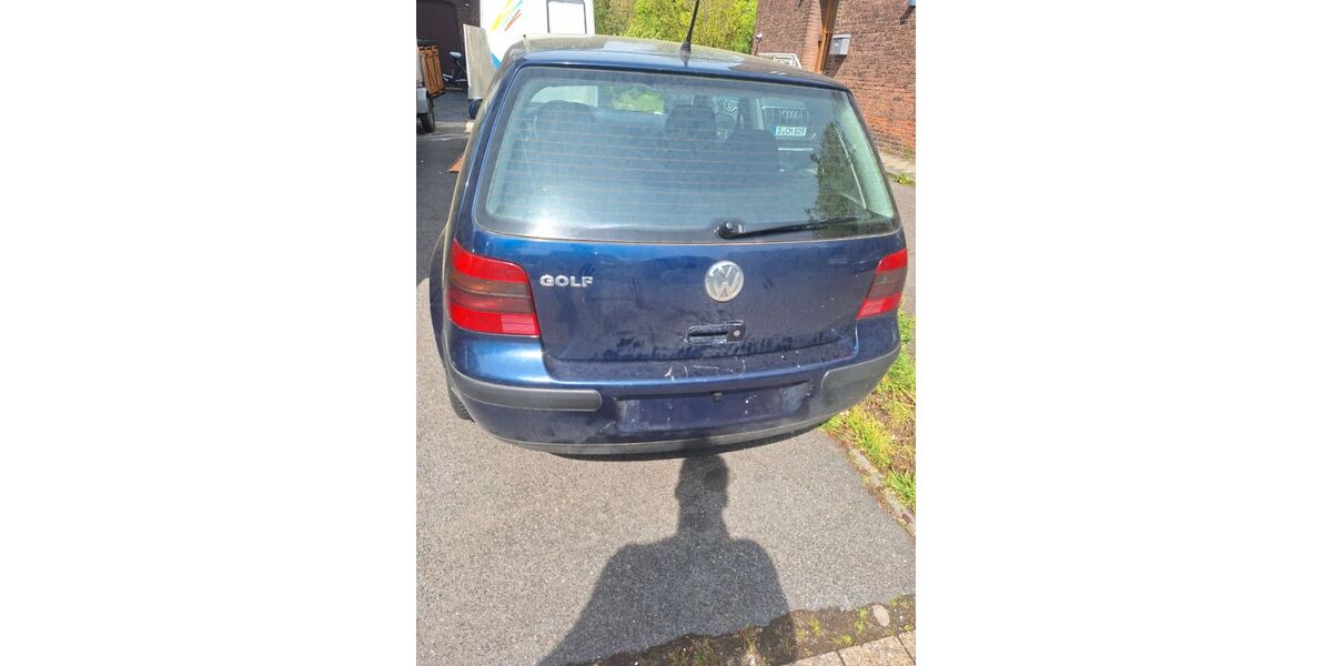 VW Golf 216.000 km 1.000 &euro; Krefeld 47829