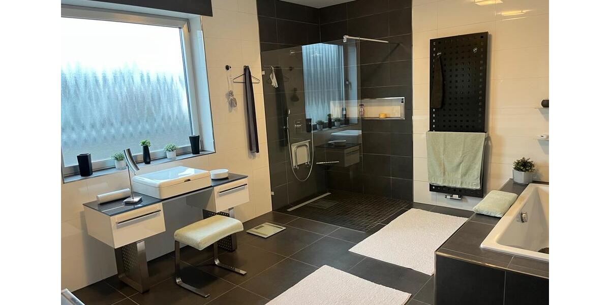 Bungalow Moers Rheinkamp - 2 Zimmer, 295 m&sup2;, 885.000&euro; | Angebot:26251699