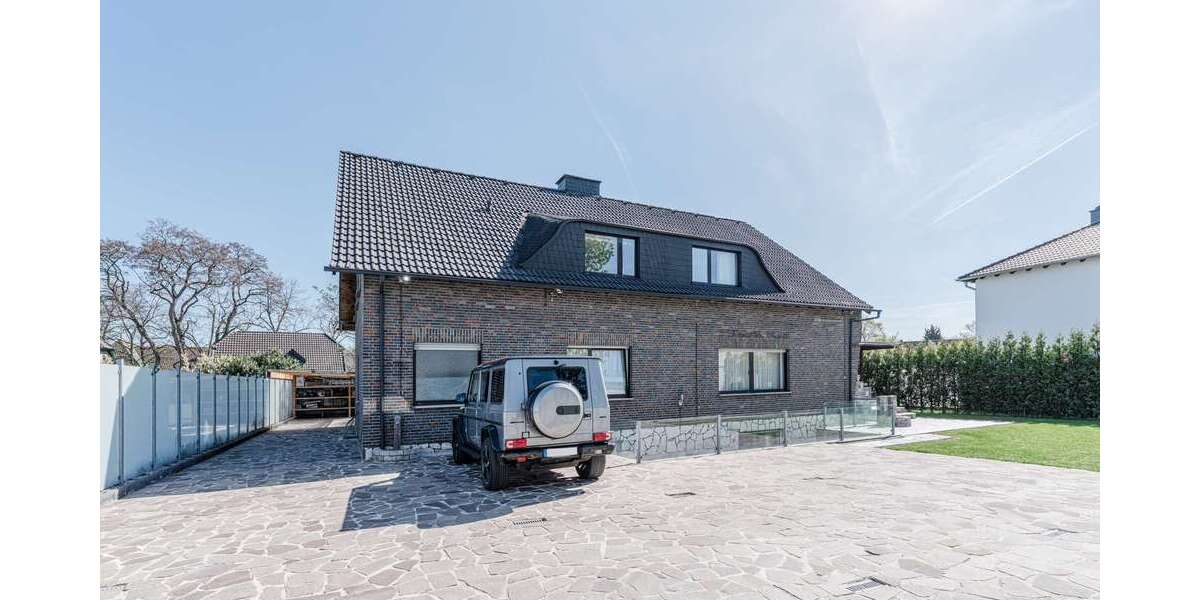 Einfamilienhaus Moers Hochstraß - 7 Zimmer, 280 m&sup2;, 835.000&euro; | Angebot:27327417