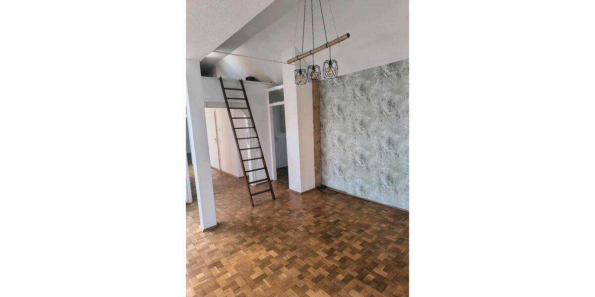 Dachgeschoßwohnung Gelsenkirchen Gelsenkirchen-Nord - 3 Zimmer, 110 m&sup2;, 125.000&euro; | Angebot:26165905