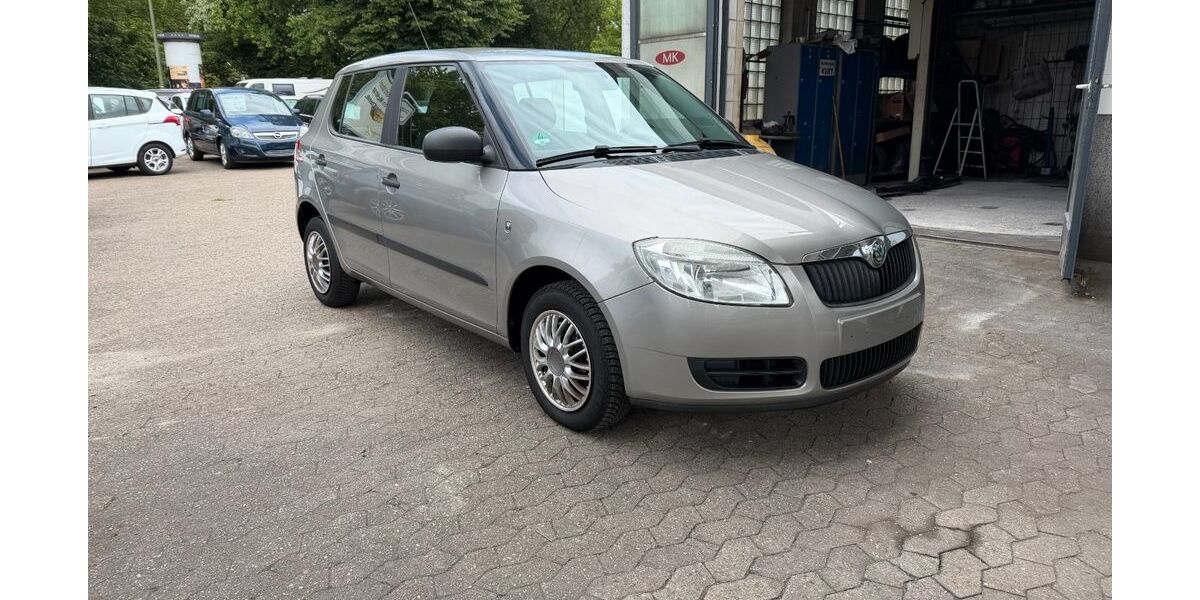 Skoda Fabia 192.000 km 2.980 &euro; Essen 45141