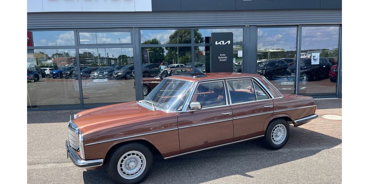 Mercedes-Benz 280 179.360 km 24.970 &euro; Wesel 46485