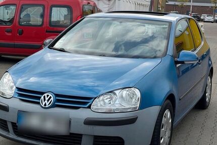 VW Golf 157.000 km 1.600 &euro; Herten 45699
