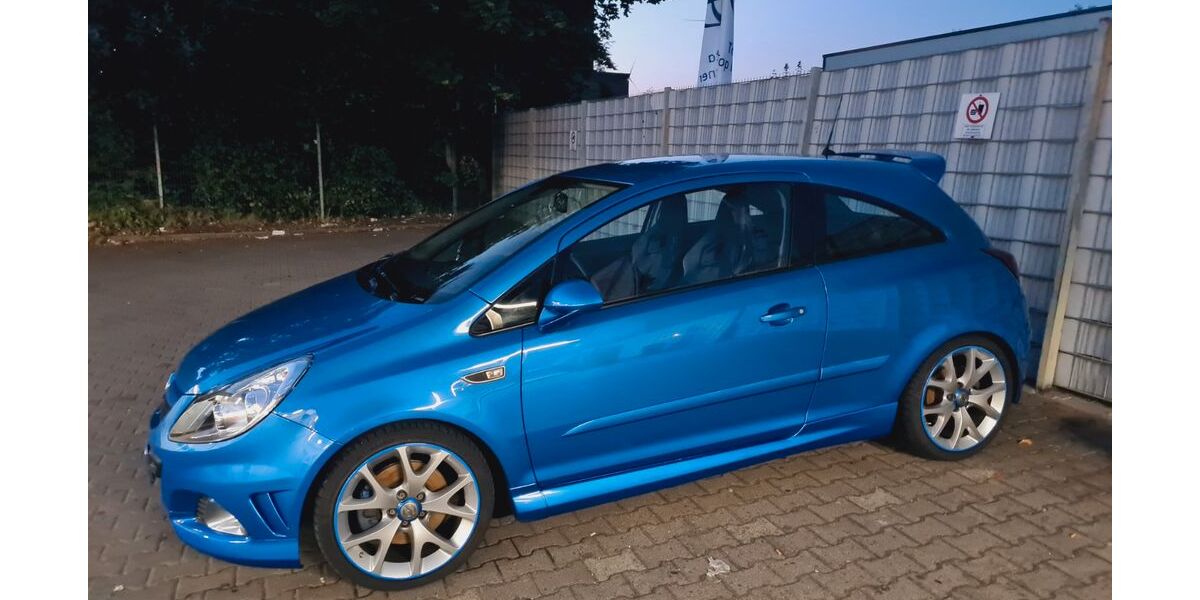 Opel Corsa 213.000 km 4.950 &euro; Marl 45770