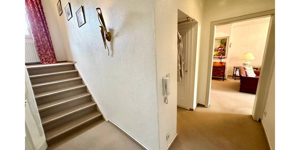 Mehrfamilienhaus, Wohnhaus Duisburg Alt-Hamborn - 6 Zimmer, 204 m&sup2;, 359.000&euro; | Angebot:26260675