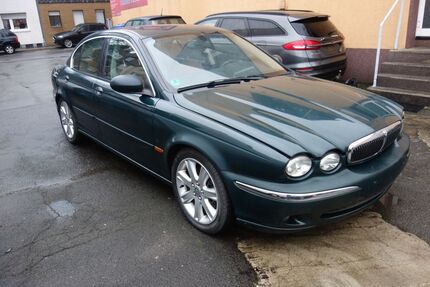 Jaguar X-Type 95.000 km 4.300 &euro; MÜLHEIM AN DER RÜHR 45468