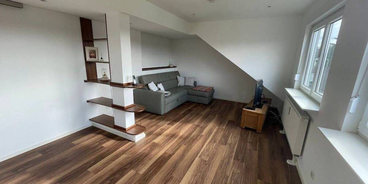 Etagenwohnung Duisburg Röttgersbach - 2 Zimmer, 82 m&sup2;, 698&euro; | Angebot:26572994