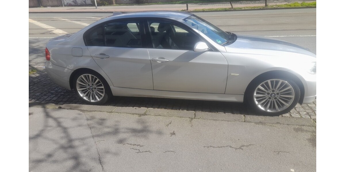 BMW 318 293.000 km 1.800 &euro; Duisburg 47051